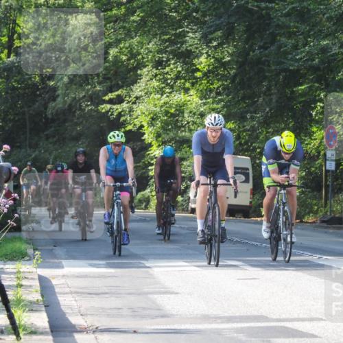 08.09.2024 - Stadtparktriathlon Zöllner http://msf.ph/oto/6998256 08.09.2024 10:55:24 Radfahren 281, 296, 320, 343, 346, 373, 416, 445, 456, 458, 526, 536, 552 meine-sportfotos.de