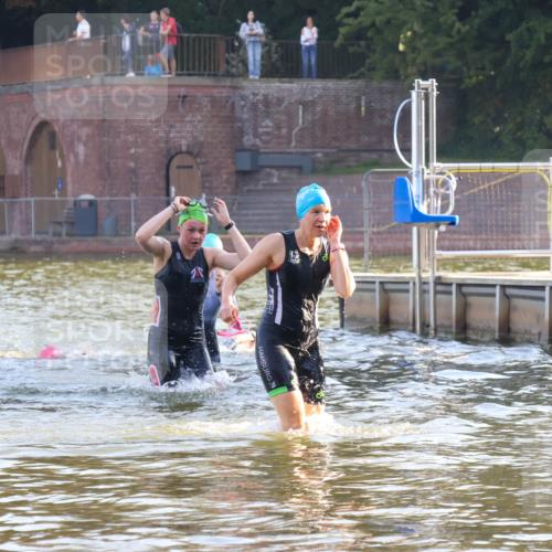 08.09.2024 - Stadtparktriathlon Luisa Fischer http://msf.ph/oto/6998306 08.09.2024 09:07:50 Schwimmen 134, 171 meine-sportfotos.de