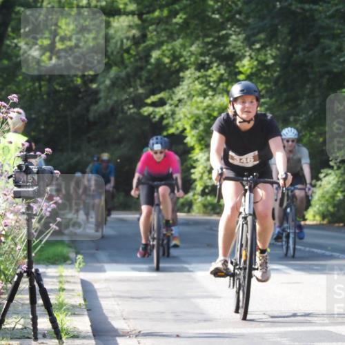 08.09.2024 - Stadtparktriathlon Zöllner http://msf.ph/oto/6998311 08.09.2024 10:55:28 Radfahren 266, 281, 296, 298, 307, 320, 343, 346, 373, 445, 456, 526, 536, 552 meine-sportfotos.de