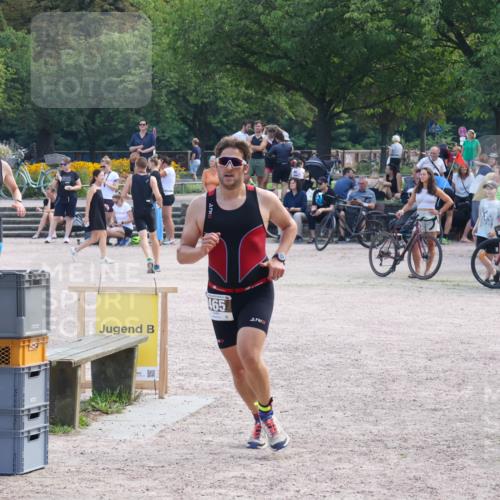 08.09.2024 - Stadtparktriathlon Luisa Fischer http://msf.ph/oto/6998314 08.09.2024 11:58:59 Ziel 465, 481, 511, 554 meine-sportfotos.de