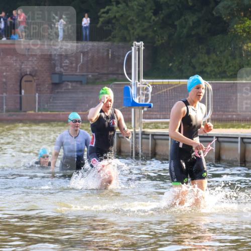08.09.2024 - Stadtparktriathlon Luisa Fischer http://msf.ph/oto/6998329 08.09.2024 09:07:51 Schwimmen 134, 171 meine-sportfotos.de