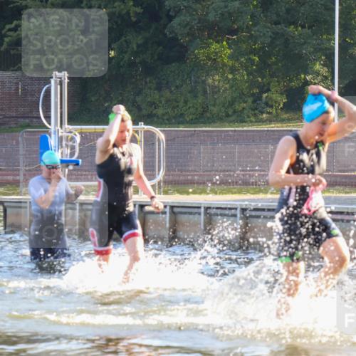 08.09.2024 - Stadtparktriathlon Luisa Fischer http://msf.ph/oto/6998339 08.09.2024 09:07:53 Schwimmen 52, 132, 134, 156, 171 meine-sportfotos.de
