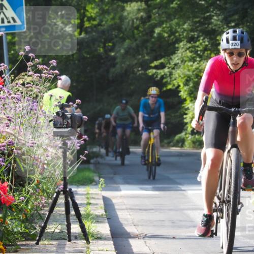 08.09.2024 - Stadtparktriathlon Zöllner http://msf.ph/oto/6998343 08.09.2024 10:55:30 Radfahren 266, 281, 296, 298, 307, 320, 343, 346, 373, 445, 456, 526, 536, 552 meine-sportfotos.de