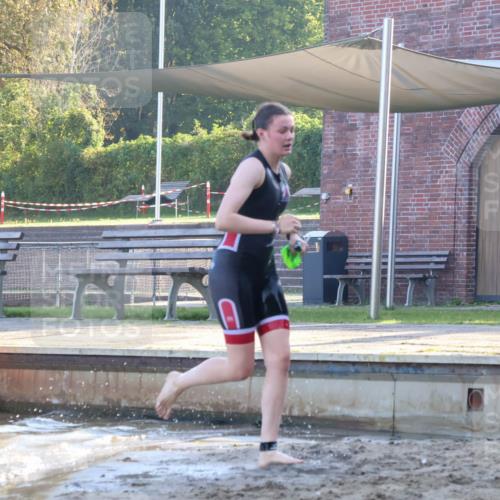 08.09.2024 - Stadtparktriathlon Luisa Fischer http://msf.ph/oto/6998375 08.09.2024 09:07:56 Schwimmen 52, 132, 134, 152, 156, 171 meine-sportfotos.de