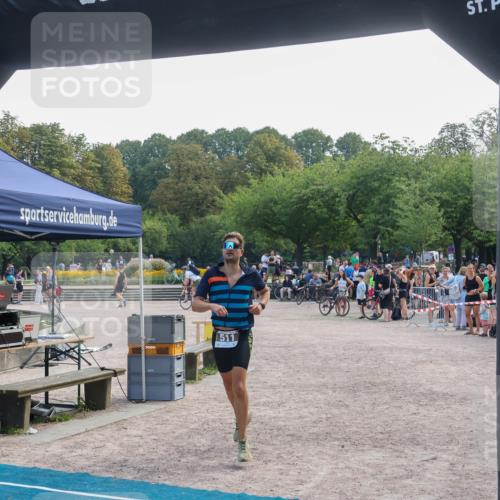 08.09.2024 - Stadtparktriathlon Luisa Fischer http://msf.ph/oto/6998381 08.09.2024 11:59:05 Ziel 465, 481, 511 meine-sportfotos.de