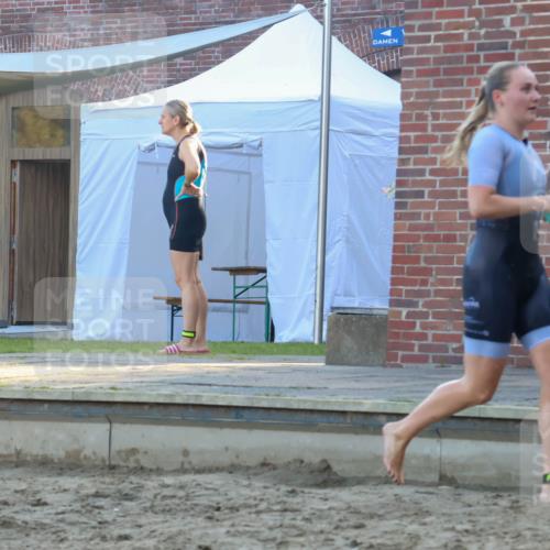 08.09.2024 - Stadtparktriathlon Luisa Fischer http://msf.ph/oto/6998399 08.09.2024 09:08:02 Schwimmen 52, 132, 134, 152, 156, 165, 171, 175, 176, 180 meine-sportfotos.de