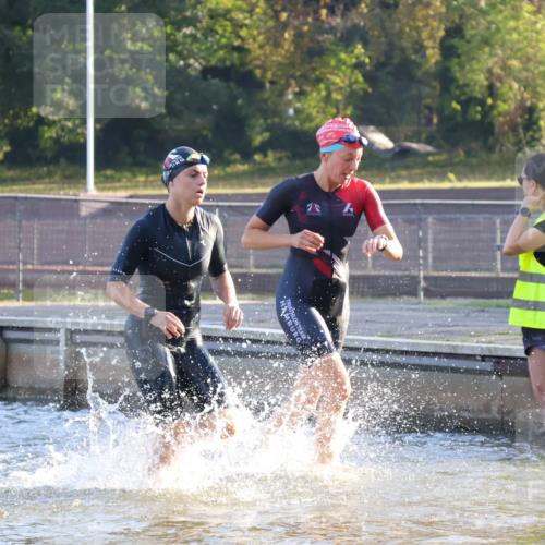 08.09.2024 - Stadtparktriathlon Luisa Fischer http://msf.ph/oto/6998456 08.09.2024 09:08:09 Schwimmen 152, 156, 165, 175, 176, 180 meine-sportfotos.de