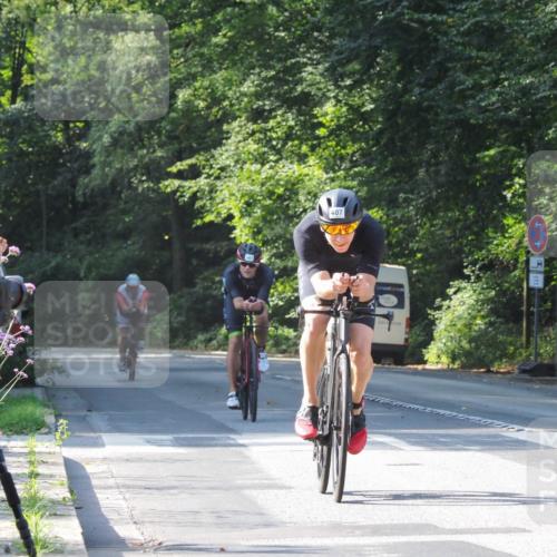08.09.2024 - Stadtparktriathlon Zöllner http://msf.ph/oto/6998498 08.09.2024 10:55:51 Radfahren 407, 451, 543 meine-sportfotos.de