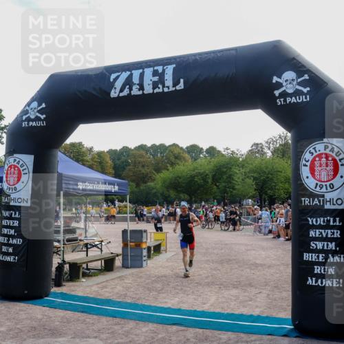08.09.2024 - Stadtparktriathlon Luisa Fischer http://msf.ph/oto/6998507 08.09.2024 12:00:01 Ziel 492, 514 meine-sportfotos.de