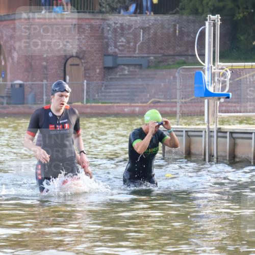 08.09.2024 - Stadtparktriathlon Luisa Fischer http://msf.ph/oto/6998508 08.09.2024 09:08:40 Schwimmen 135, 155, 164 meine-sportfotos.de