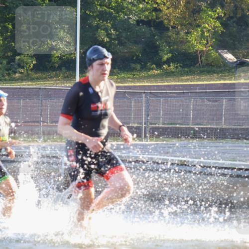 08.09.2024 - Stadtparktriathlon Luisa Fischer http://msf.ph/oto/6998521 08.09.2024 09:08:43 Schwimmen 135, 155, 161, 164 meine-sportfotos.de