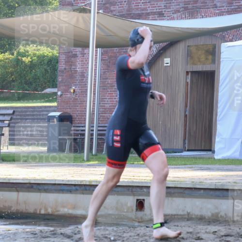 08.09.2024 - Stadtparktriathlon Luisa Fischer http://msf.ph/oto/6998540 08.09.2024 09:08:45 Schwimmen 135, 155, 161, 164 meine-sportfotos.de