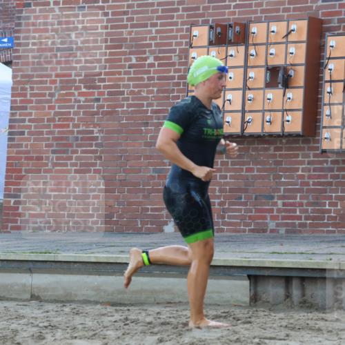08.09.2024 - Stadtparktriathlon Luisa Fischer http://msf.ph/oto/6998567 08.09.2024 09:08:48 Schwimmen 135, 155, 161, 164, 178 meine-sportfotos.de