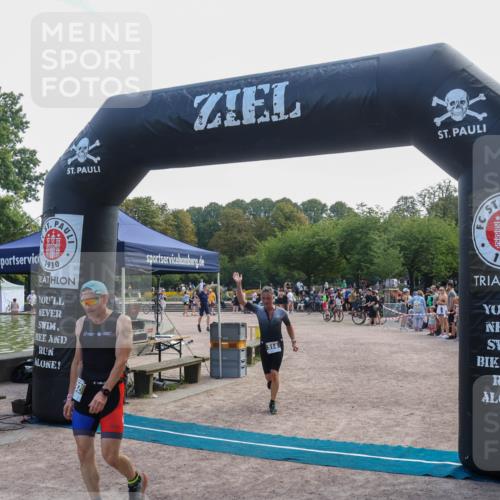 08.09.2024 - Stadtparktriathlon Luisa Fischer http://msf.ph/oto/6998570 08.09.2024 12:00:04 Ziel 492, 506, 514 meine-sportfotos.de