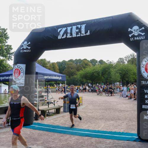 08.09.2024 - Stadtparktriathlon Luisa Fischer http://msf.ph/oto/6998579 08.09.2024 12:00:04 Ziel 492, 506, 514 meine-sportfotos.de