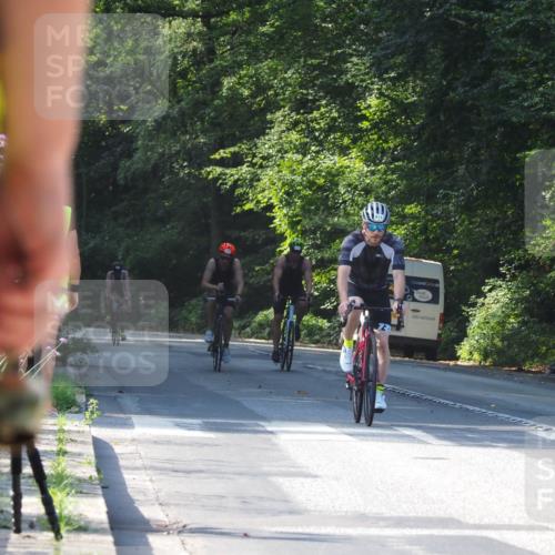 08.09.2024 - Stadtparktriathlon Zöllner http://msf.ph/oto/6998588 08.09.2024 10:56:05 Radfahren 411, 537, 821 meine-sportfotos.de