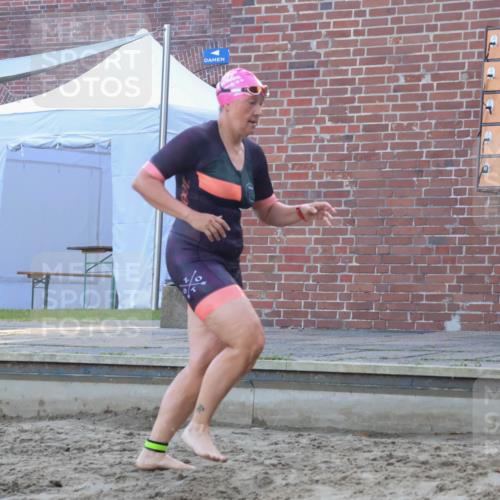 08.09.2024 - Stadtparktriathlon Luisa Fischer http://msf.ph/oto/6998589 08.09.2024 09:08:49 Schwimmen 135, 155, 161, 164, 178 meine-sportfotos.de