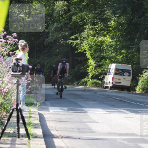 08.09.2024 - Stadtparktriathlon Zöllner http://msf.ph/oto/6998608 08.09.2024 10:56:10 Radfahren 395, 411, 442, 444, 537, 821 meine-sportfotos.de