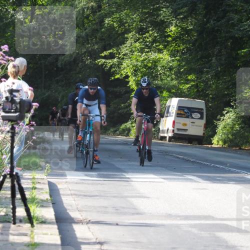 08.09.2024 - Stadtparktriathlon Zöllner http://msf.ph/oto/6998631 08.09.2024 10:56:17 Radfahren 395, 424, 427, 442, 444, 465 meine-sportfotos.de