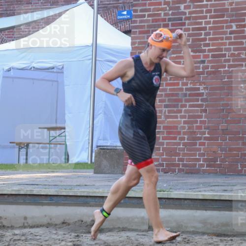 08.09.2024 - Stadtparktriathlon Luisa Fischer http://msf.ph/oto/6998676 08.09.2024 09:09:03 Schwimmen 143, 145, 162 meine-sportfotos.de