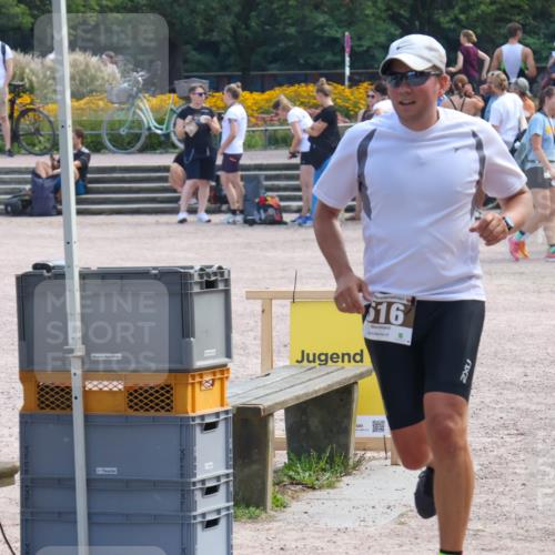 08.09.2024 - Stadtparktriathlon Luisa Fischer http://msf.ph/oto/6998690 08.09.2024 12:00:13 Ziel 506, 516 meine-sportfotos.de