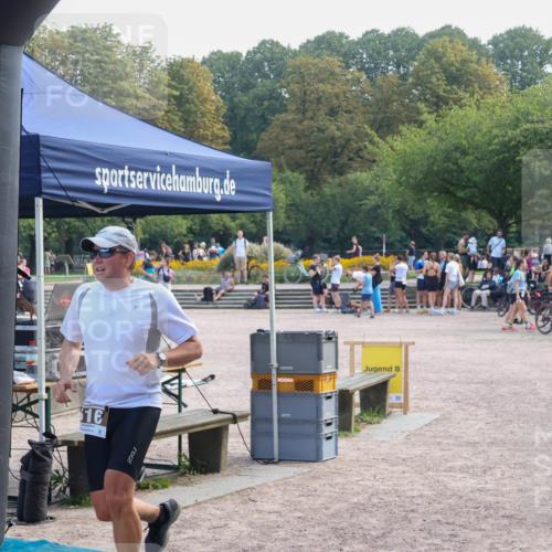08.09.2024 - Stadtparktriathlon Luisa Fischer http://msf.ph/oto/6998747 08.09.2024 12:00:15 Ziel 506, 516 meine-sportfotos.de