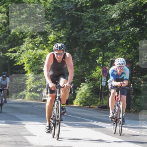 08.09.2024 - Stadtparktriathlon Zöllner http://msf.ph/oto/6998762 08.09.2024 10:56:48 Radfahren 345, 433, 493, 516, 535, 538, 550 meine-sportfotos.de