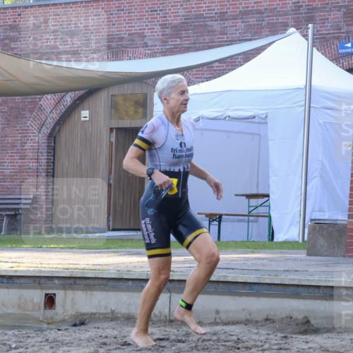 08.09.2024 - Stadtparktriathlon Luisa Fischer http://msf.ph/oto/6998763 08.09.2024 09:09:18 Schwimmen 146, 160, 166 meine-sportfotos.de