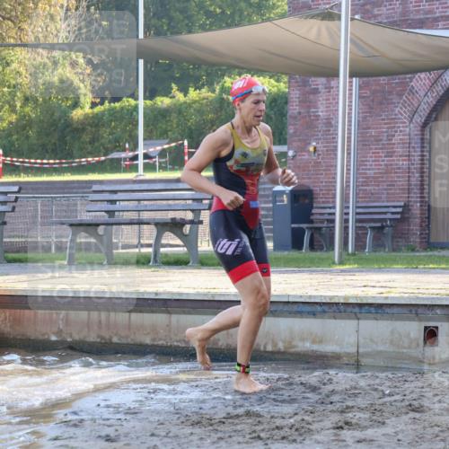 08.09.2024 - Stadtparktriathlon Luisa Fischer http://msf.ph/oto/6998785 08.09.2024 09:09:20 Schwimmen 146, 160, 166 meine-sportfotos.de