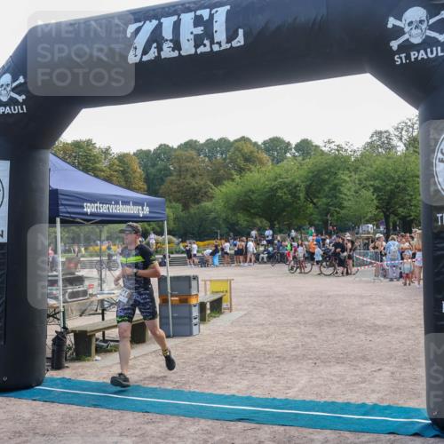 08.09.2024 - Stadtparktriathlon Luisa Fischer http://msf.ph/oto/6998794 08.09.2024 12:00:26 Ziel 544 meine-sportfotos.de