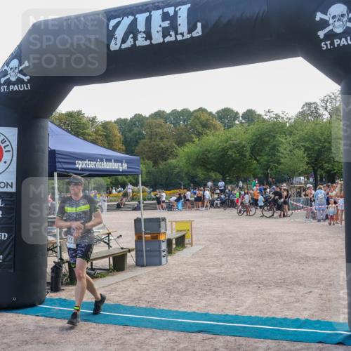 08.09.2024 - Stadtparktriathlon Luisa Fischer http://msf.ph/oto/6998801 08.09.2024 12:00:26 Ziel 544 meine-sportfotos.de