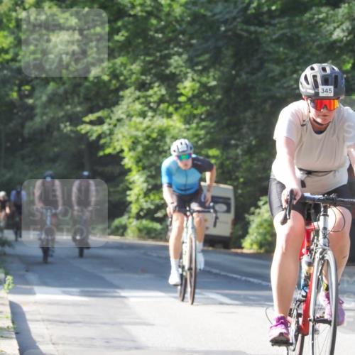 08.09.2024 - Stadtparktriathlon Zöllner http://msf.ph/oto/6998804 08.09.2024 10:56:52 Radfahren 345, 433, 516, 535, 538, 550, 557 meine-sportfotos.de