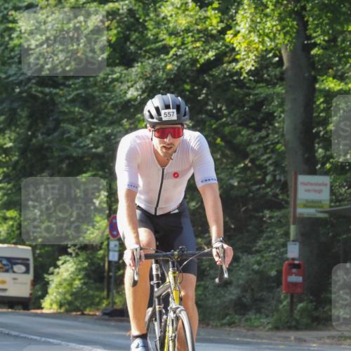 08.09.2024 - Stadtparktriathlon Zöllner http://msf.ph/oto/6998861 08.09.2024 10:56:59 Radfahren 375, 389, 433, 472, 538, 557 meine-sportfotos.de