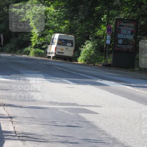 08.09.2024 - Stadtparktriathlon Zöllner http://msf.ph/oto/6998886 08.09.2024 10:57:12 Radfahren 280, 389, 515 meine-sportfotos.de