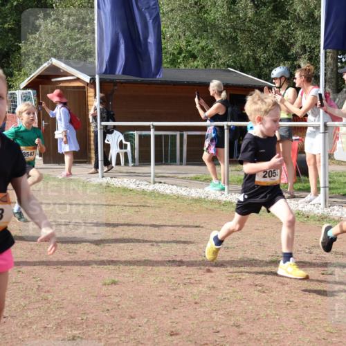 08.09.2024 - Airport Race Strokosch-Dieckow http://msf.ph/oto/6998931 08.09.2024 11:13:02 Ziel  meine-sportfotos.de