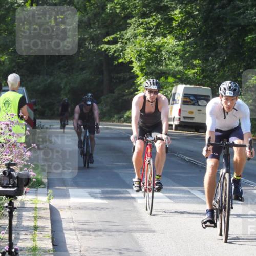 08.09.2024 - Stadtparktriathlon Zöllner http://msf.ph/oto/6998936 08.09.2024 10:57:33 Radfahren 263, 383, 414, 459, 460, 480, 485, 504, 512 meine-sportfotos.de
