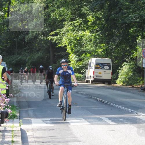 08.09.2024 - Stadtparktriathlon Zöllner http://msf.ph/oto/6998948 08.09.2024 10:57:38 Radfahren 263, 459, 460, 504, 512, 546 meine-sportfotos.de