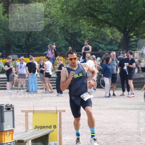 08.09.2024 - Stadtparktriathlon Luisa Fischer http://msf.ph/oto/6998963 08.09.2024 12:02:24 Ziel 485 meine-sportfotos.de