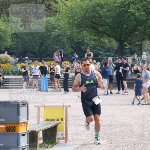 08.09.2024 - Stadtparktriathlon Luisa Fischer http://msf.ph/oto/6998970 08.09.2024 12:02:24 Ziel 485 meine-sportfotos.de
