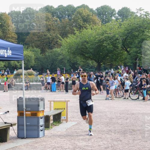 08.09.2024 - Stadtparktriathlon Luisa Fischer http://msf.ph/oto/6998993 08.09.2024 12:02:25 Ziel 485 meine-sportfotos.de