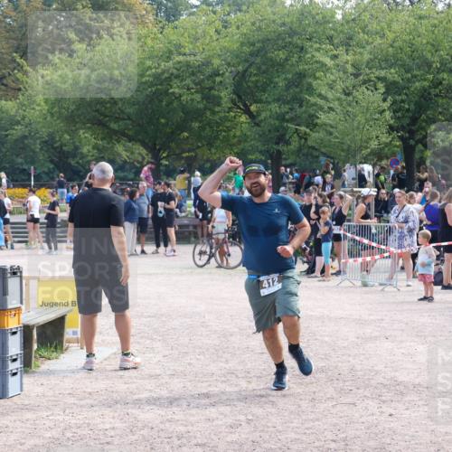 08.09.2024 - Stadtparktriathlon Luisa Fischer http://msf.ph/oto/6999059 08.09.2024 12:03:19 Ziel 412, 501 meine-sportfotos.de