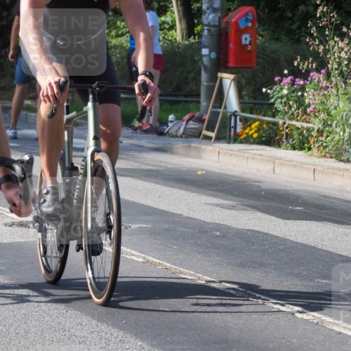 08.09.2024 - Stadtparktriathlon Zöllner http://msf.ph/oto/6999077 08.09.2024 10:58:32 Radfahren 412, 418, 426, 473, 514, 521, 534, 539, 545, 559 meine-sportfotos.de