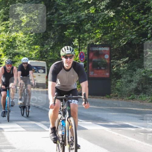 08.09.2024 - Stadtparktriathlon Zöllner http://msf.ph/oto/6999211 08.09.2024 10:58:57 Radfahren 335, 396, 403, 404, 430, 452, 475, 533 meine-sportfotos.de