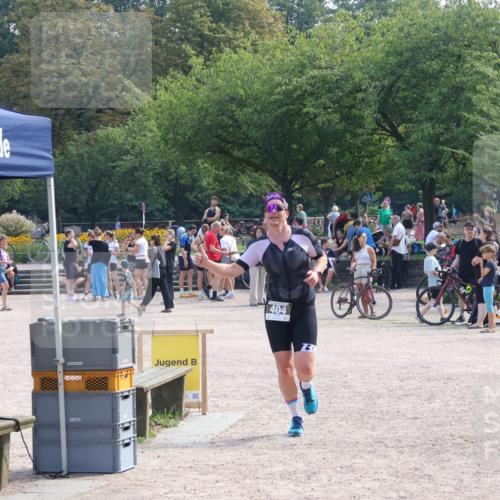 08.09.2024 - Stadtparktriathlon Luisa Fischer http://msf.ph/oto/6999250 08.09.2024 12:03:33 Ziel 404, 499 meine-sportfotos.de