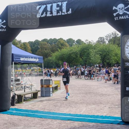 08.09.2024 - Stadtparktriathlon Luisa Fischer http://msf.ph/oto/6999276 08.09.2024 12:03:34 Ziel 404 meine-sportfotos.de