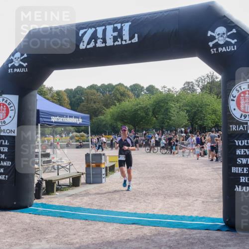 08.09.2024 - Stadtparktriathlon Luisa Fischer http://msf.ph/oto/6999285 08.09.2024 12:03:35 Ziel 404 meine-sportfotos.de