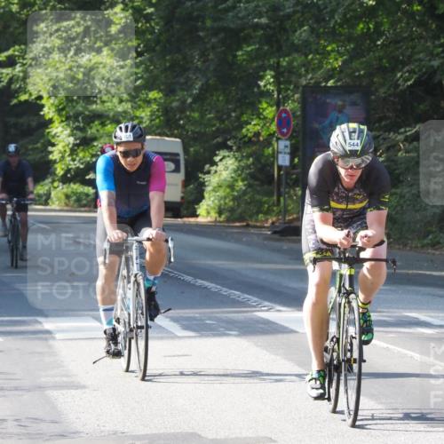 08.09.2024 - Stadtparktriathlon Zöllner http://msf.ph/oto/6999289 08.09.2024 10:59:18 Radfahren 329, 401, 413, 470, 544 meine-sportfotos.de