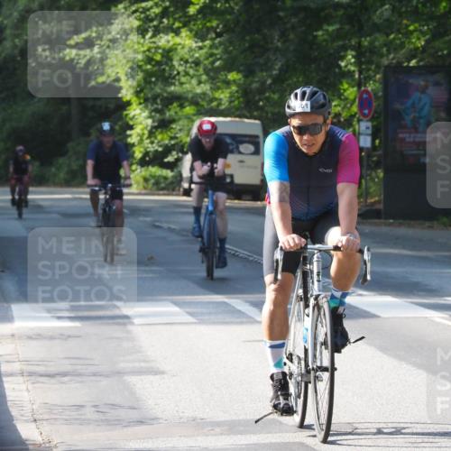 08.09.2024 - Stadtparktriathlon Zöllner http://msf.ph/oto/6999300 08.09.2024 10:59:18 Radfahren 329, 401, 413, 470, 544 meine-sportfotos.de