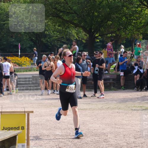 08.09.2024 - Stadtparktriathlon Luisa Fischer http://msf.ph/oto/6999395 08.09.2024 12:04:58 Ziel 559 meine-sportfotos.de