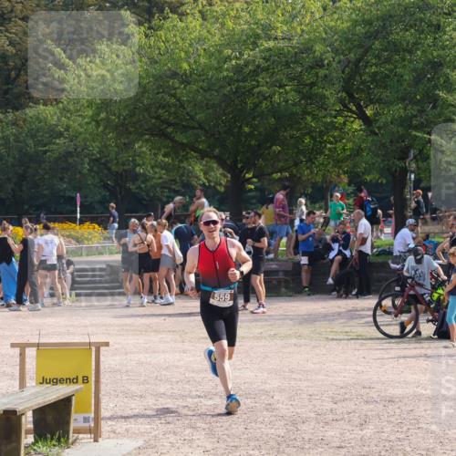 08.09.2024 - Stadtparktriathlon Luisa Fischer http://msf.ph/oto/6999408 08.09.2024 12:04:58 Ziel 559 meine-sportfotos.de